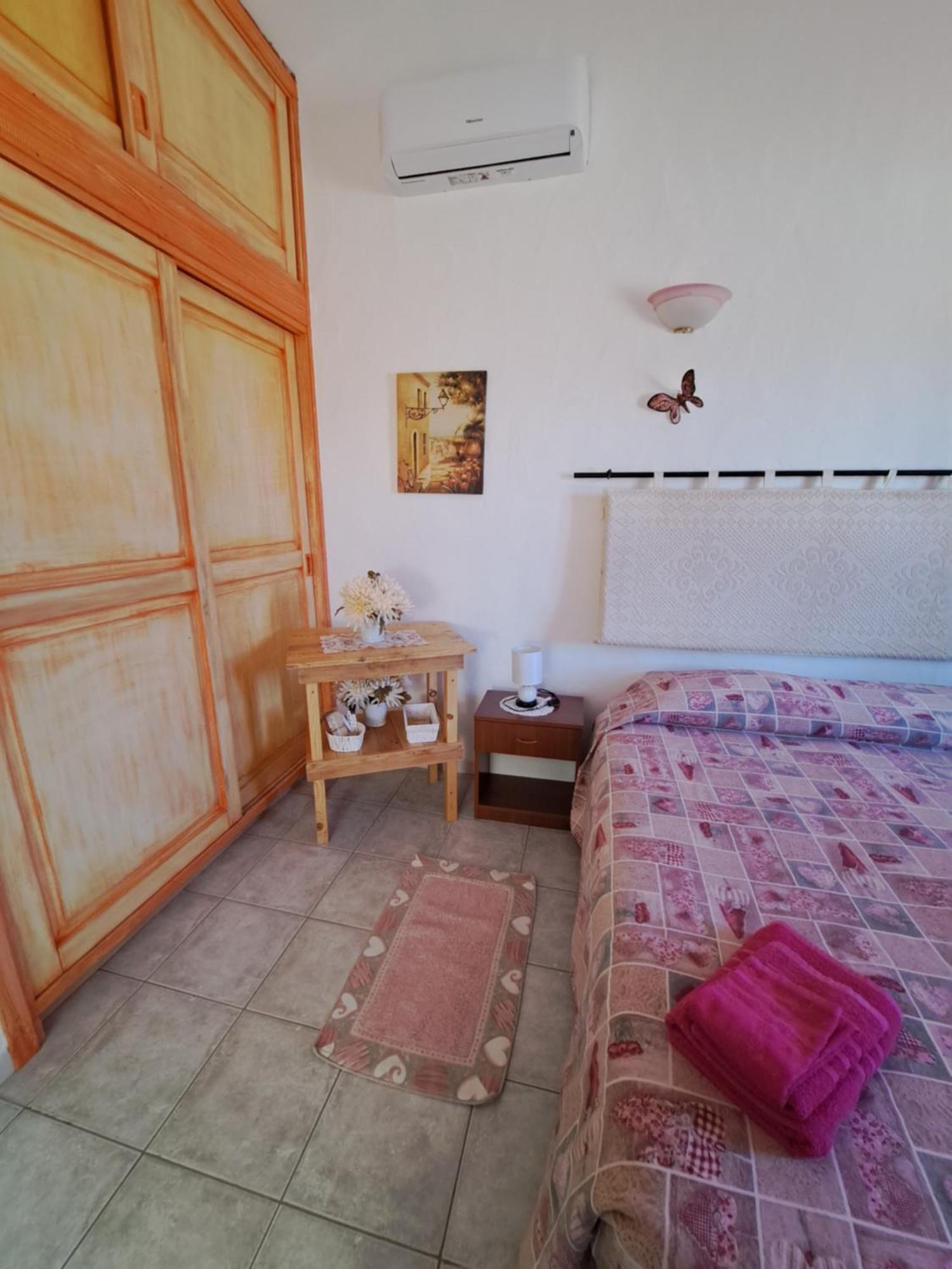 Lu Lisandru Telti المظهر الخارجي الصورة